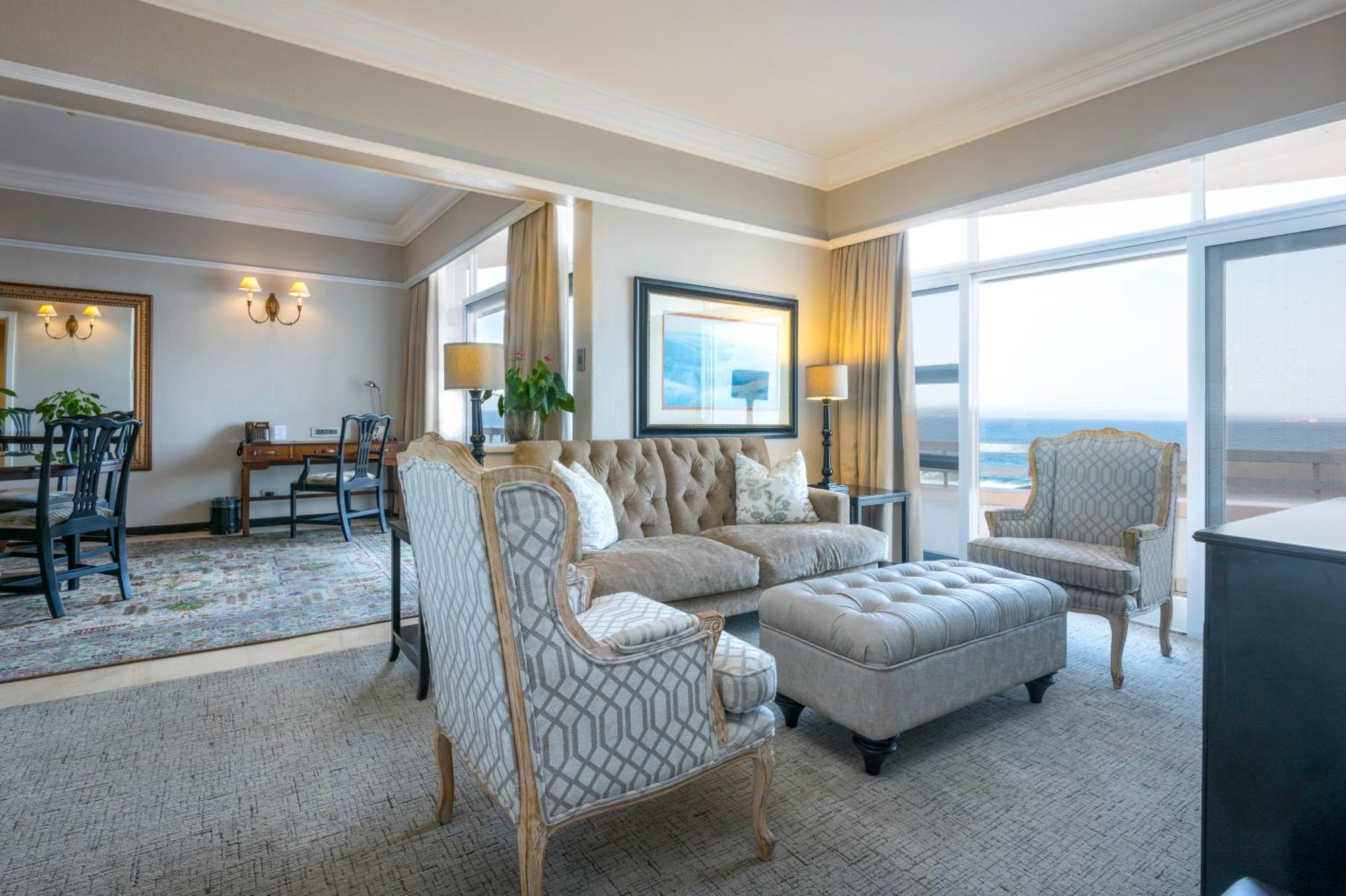 Beverly Hills Durban Eksteriør billede A suite at the Cape Town International Convention Centre
