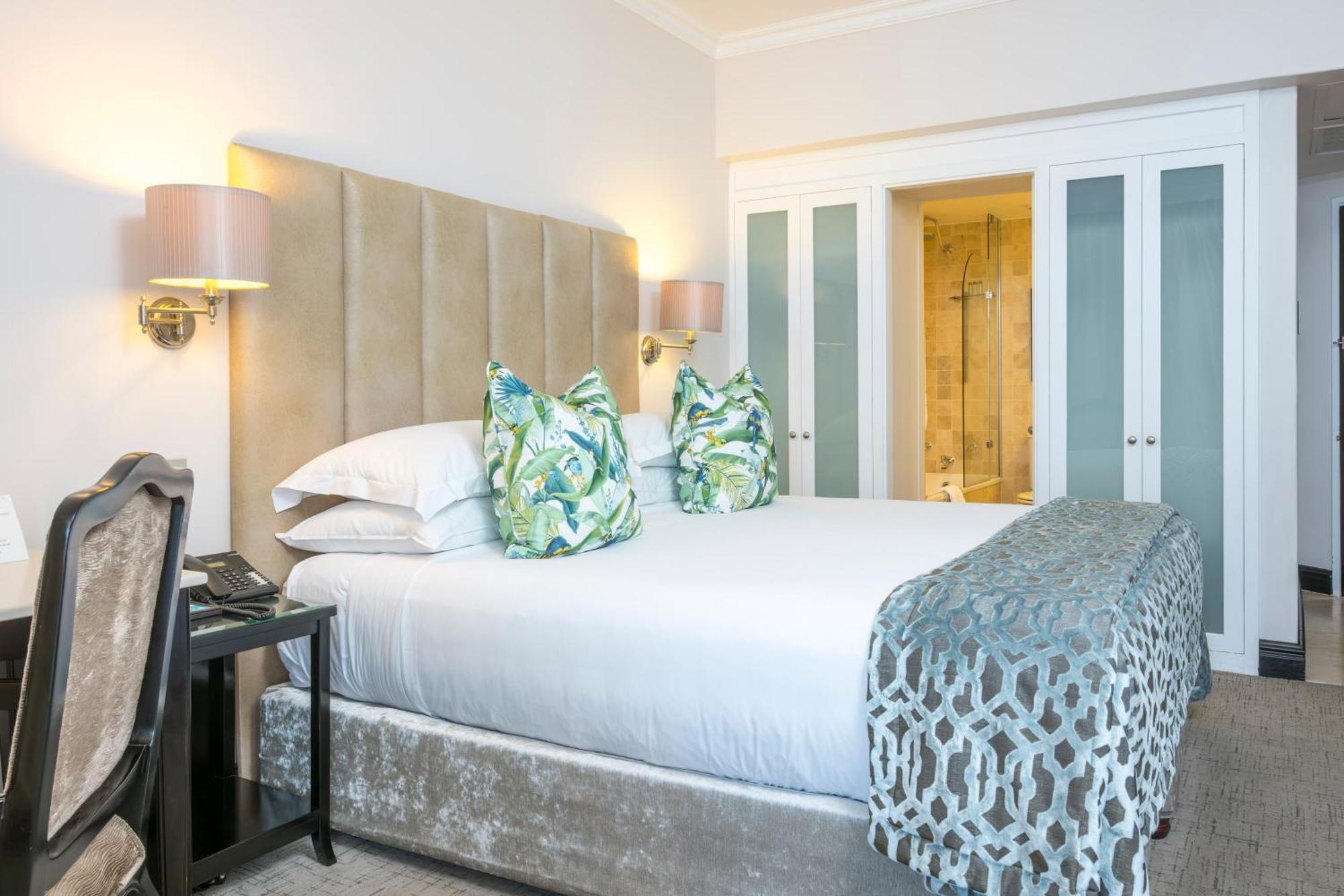 Beverly Hills Durban Eksteriør billede A bedroom at the hotel