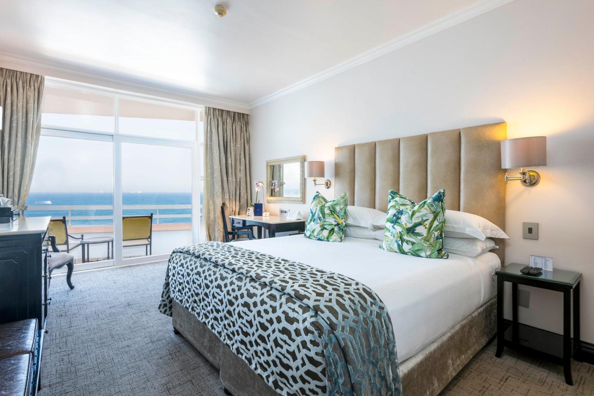 Beverly Hills Durban Eksteriør billede A bedroom at the Oyster Box