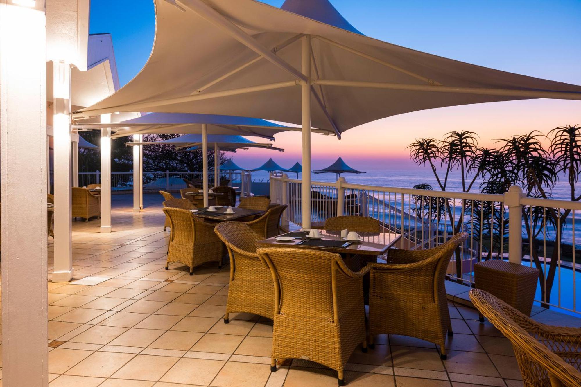 Beverly Hills Durban Eksteriør billede The Deck