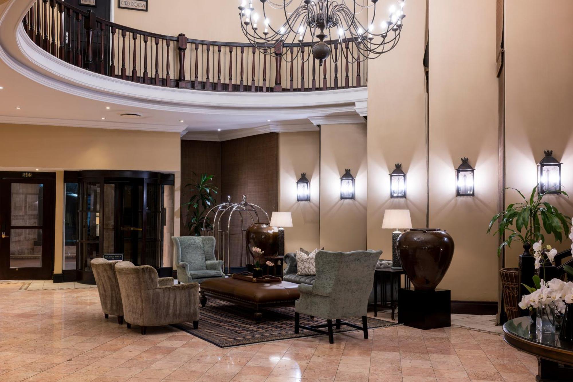 Beverly Hills Durban Eksteriør billede The lobby of the hotel